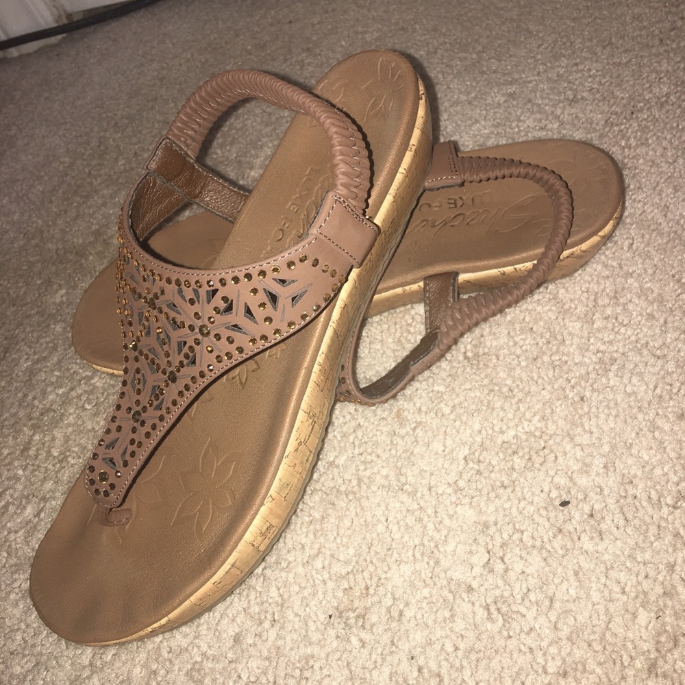 Skechers Luxe Sandals Size 9